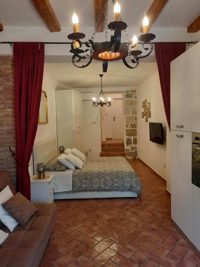 Old Town Rab Studio Apartment Rab Town Ngoại thất bức ảnh