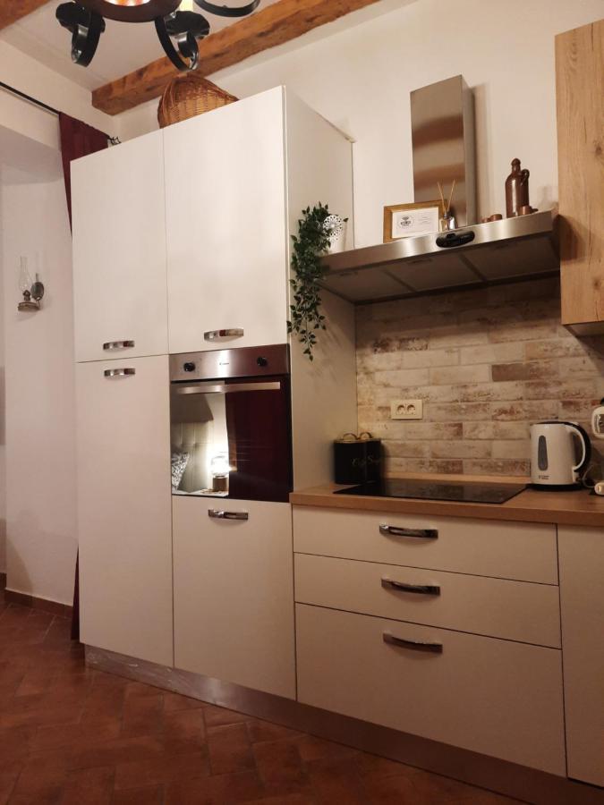 Old Town Rab Studio Apartment Rab Town Ngoại thất bức ảnh